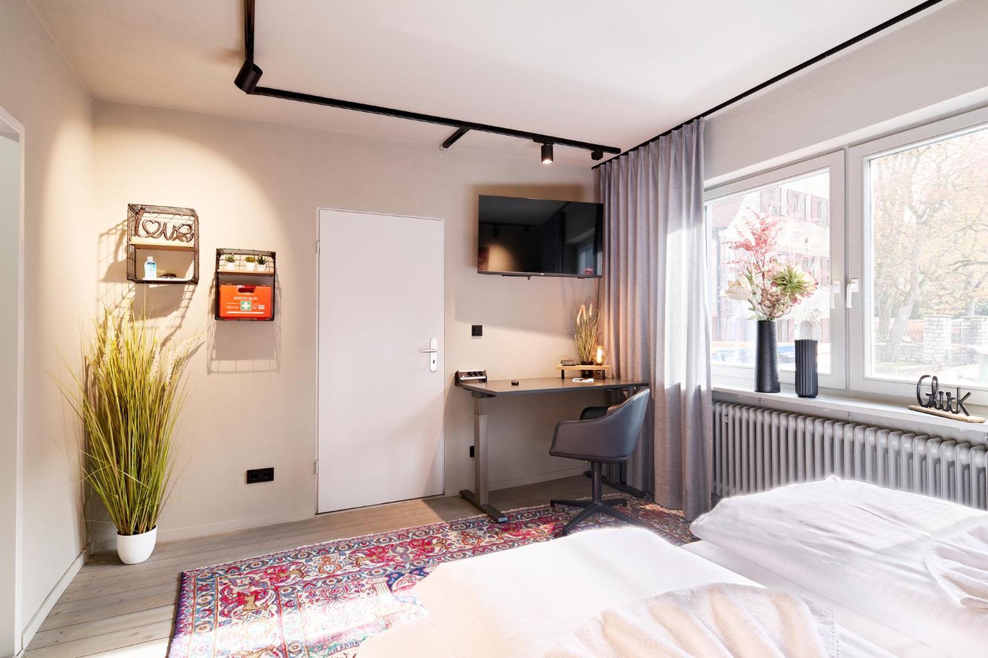 Xzllenz Kueche Bad S-Bahn Parken Smart-Tv Wellbeing Appartement Neunkirchen am Sand Buitenkant foto